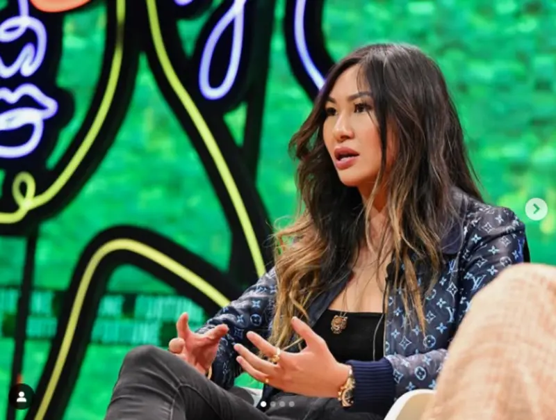 靠AI發跡！美30歲華裔女白手起家　成全球最年輕億萬富翁